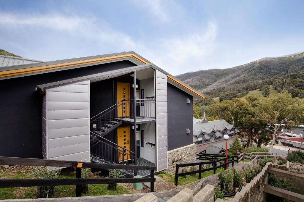 Snowgoose Apartments Thredbo Room photo